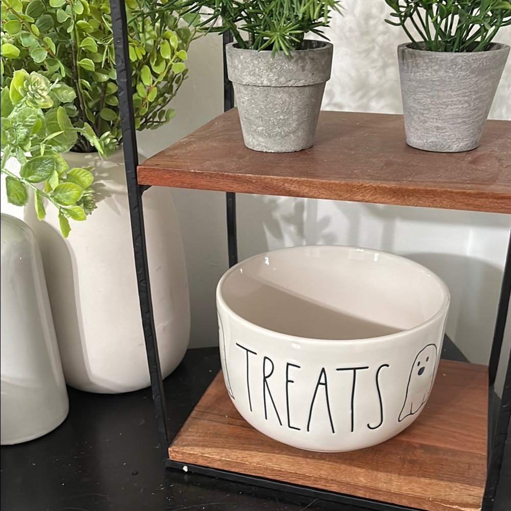 NWT Rae Dunn White Ceramic Treats Bowl with Ghost Design